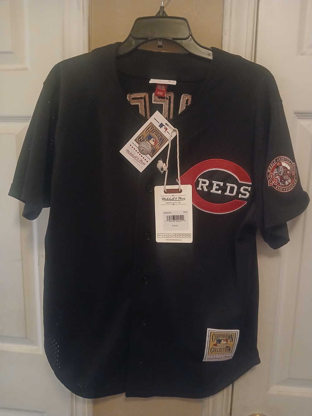 Mitchell & Ness Black Cincinnati Reds 2000 Jersey Size Medium